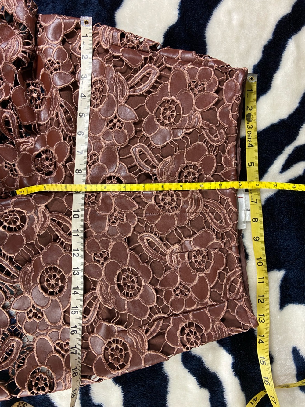 Anthropologie Faux Leather Lace Brown Floral Pants Sheer Embroidered Size 4 [CH] - Picture 3 of 13